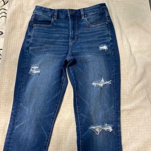 American Eagle size 6 the dream Jean Curvy high-rise jegging.